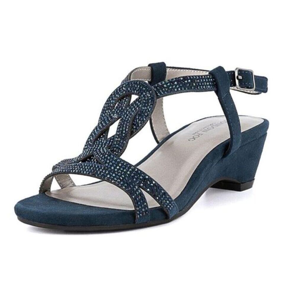 London fog Women’s sandals Size 9 Wide NEW # Box 338
